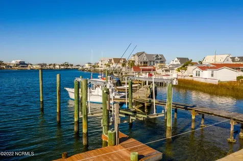 519 Atlantic Beach Causeway Atlantic Beach NC 28512