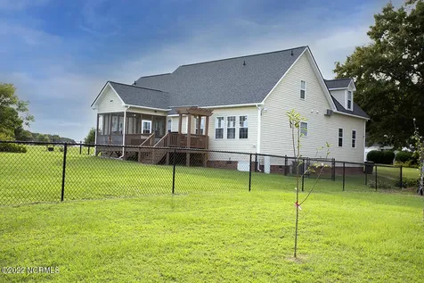 158 Linville Lane Willow Spring NC 27592