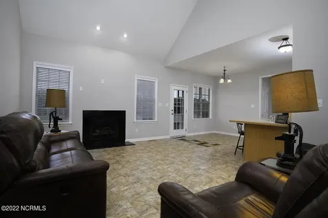 158 Linville Lane Willow Spring NC 27592