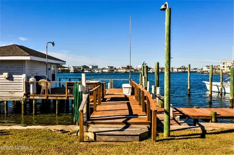 519 Atlantic Beach Causeway Atlantic Beach NC 28512