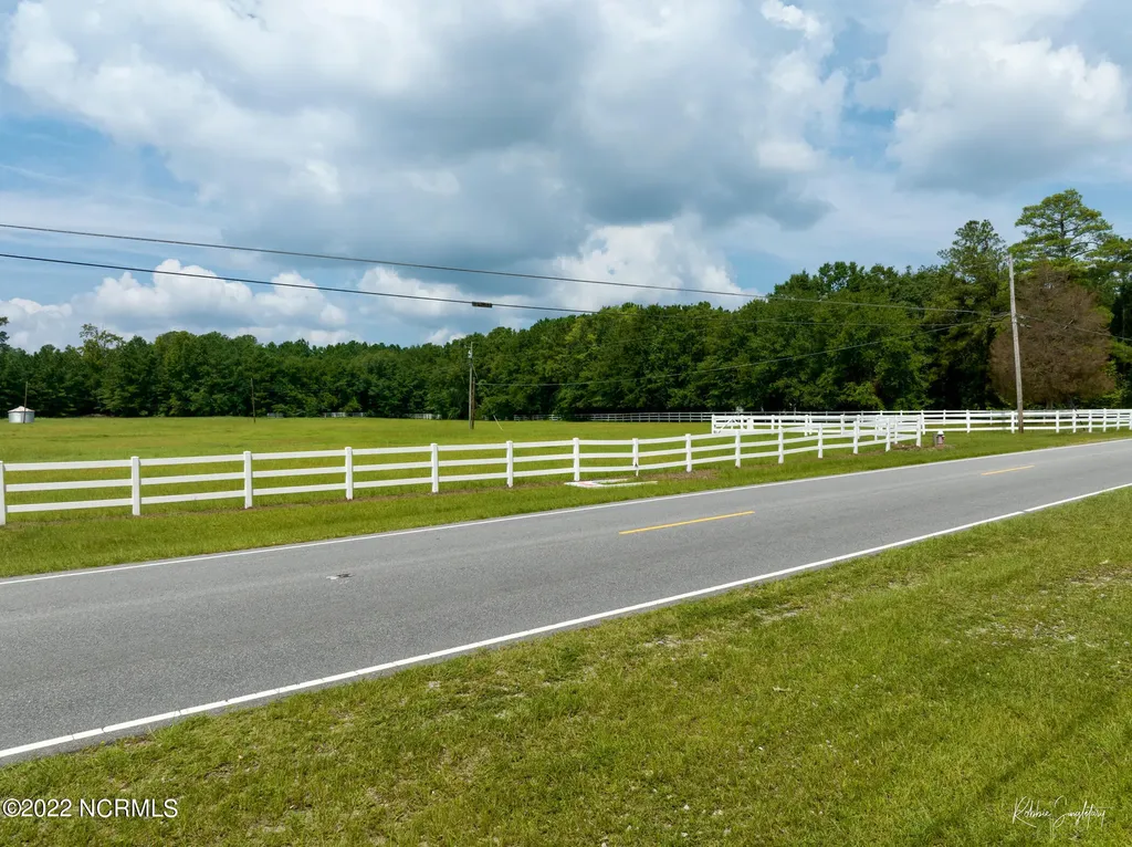 7 Cheraw Road Hamlet NC 28345