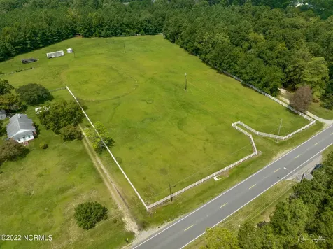 7 Cheraw Road Hamlet NC 28345