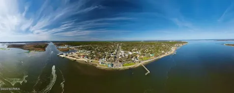 1676 N Howe Street Southport NC 28461