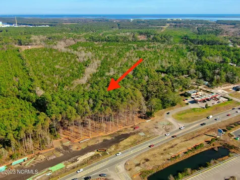 1676 N Howe Street Southport NC 28461