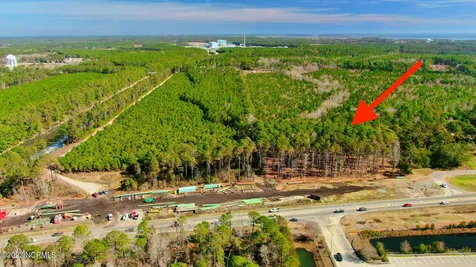1676 N Howe Street Southport NC 28461
