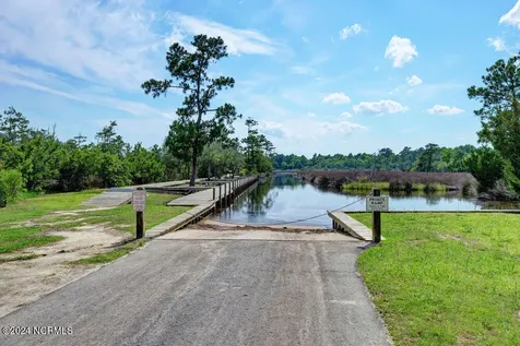 281 Mimosa Drive Sneads Ferry NC 28460