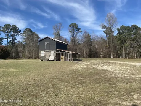 0000 Nc 33 Highway E Chocowinity NC 27817