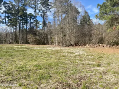 0000 Nc 33 Highway E Chocowinity NC 27817