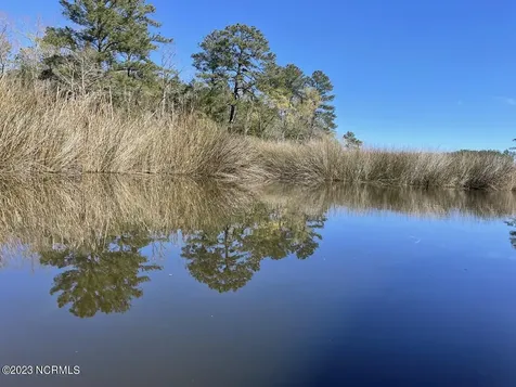 330, 211 Garbacon Drive Beaufort NC 28516
