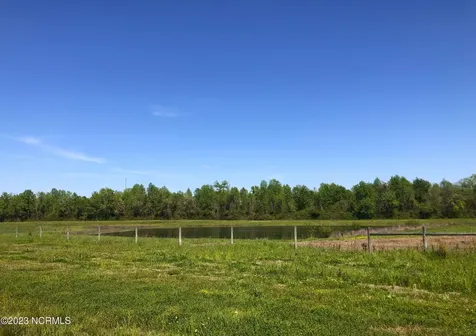 24 Acres White Oak River Road Maysville NC 28555