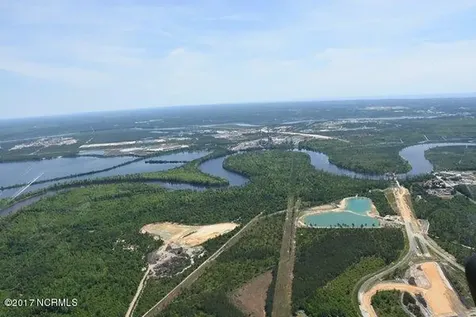 2 Cedar Hill Navassa NC 28451