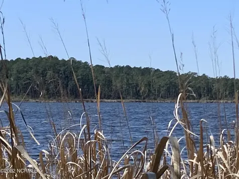 Lot 24 Bailey Pointe S/d Drive Belhaven NC 27810