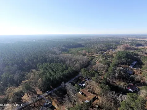 403 Old Pollocksville Road New Bern NC 28562