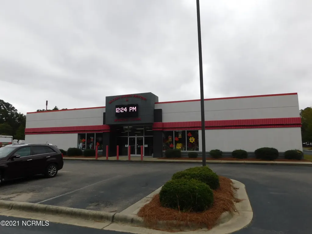 4555 Fayetteville Road Lumberton NC 28358