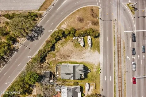 2311 Arendell Street Morehead City NC 28557
