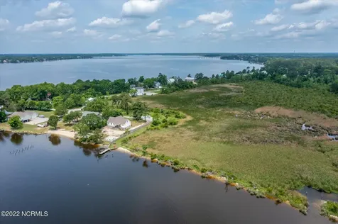 N/a Sandy Point Road New Bern NC 28560