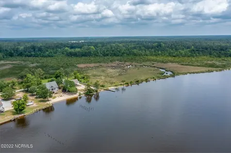 N/a Sandy Point Road New Bern NC 28560
