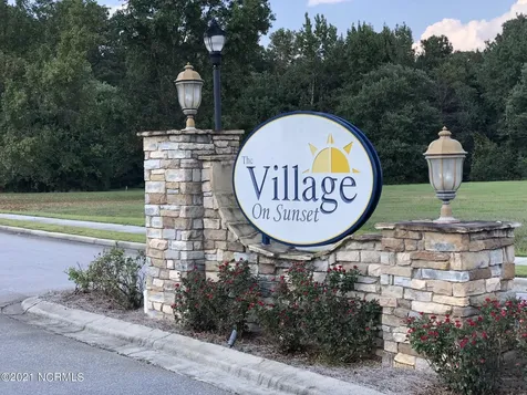 117 Village Circle Clinton NC 28328