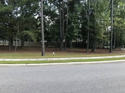 110 Village Circle Clinton NC 28328