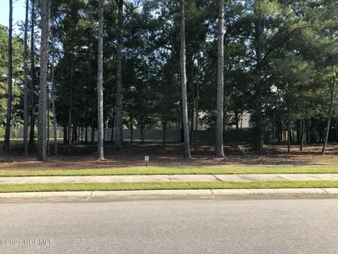 112 Village Circle Clinton NC 28328