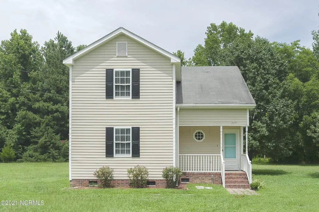 2271 Old Route 22 Kenly NC 27542