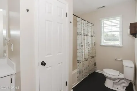 2271 Old Route 22 Kenly NC 27542