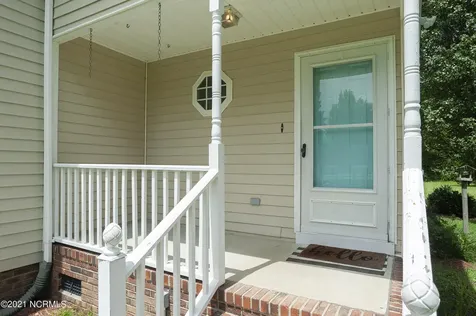 2271 Old Route 22 Kenly NC 27542
