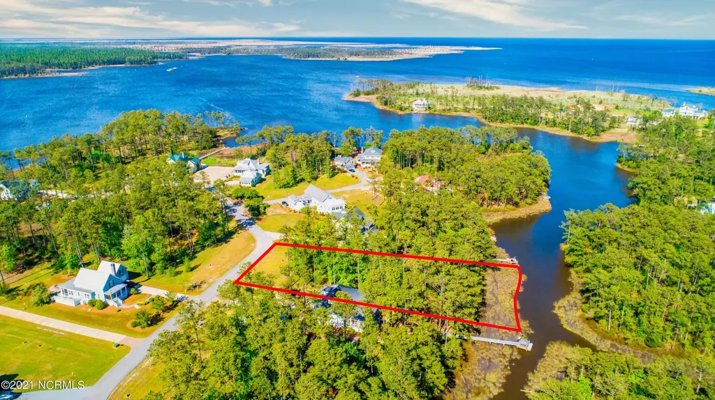 126 Oyster Point Road Oriental NC 28571