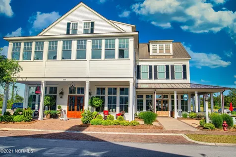 126 Oyster Point Road Oriental NC 28571