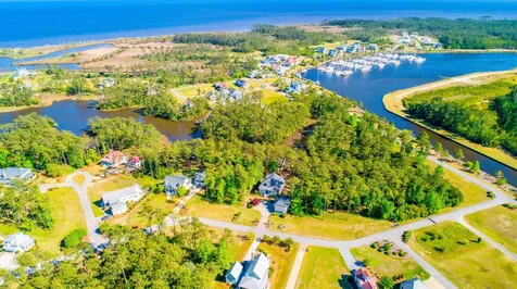126 Oyster Point Road Oriental NC 28571