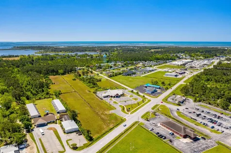 000 Live Oak/ Pinners Point Road Beaufort NC 28516