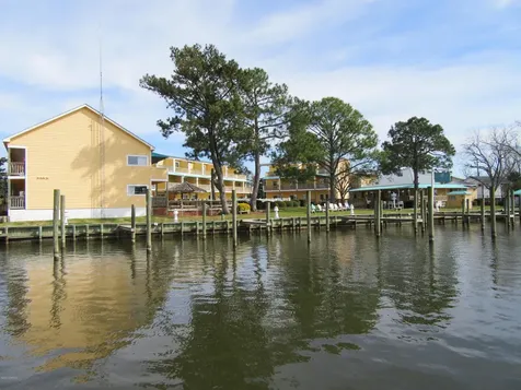 1311 Blackbeard Drive Oriental NC 28571