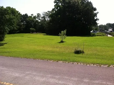 1311 Blackbeard Drive Oriental NC 28571