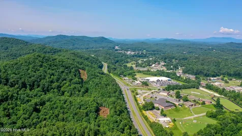 99AC Highway 74/19-129 Murphy NC 28906