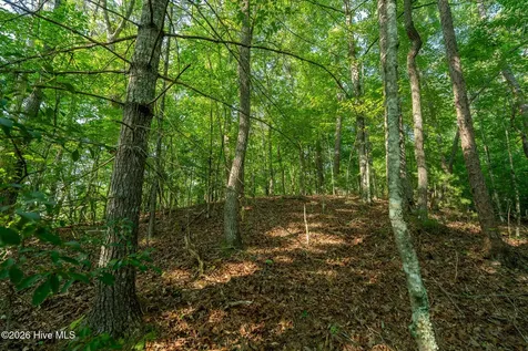 99AC Highway 74/19-129 Murphy NC 28906