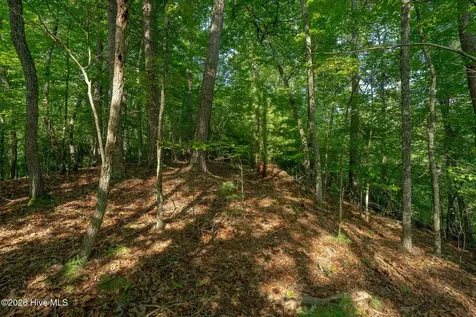 99AC Highway 74/19-129 Murphy NC 28906