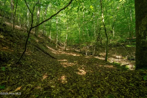 99AC Highway 74/19-129 Murphy NC 28906