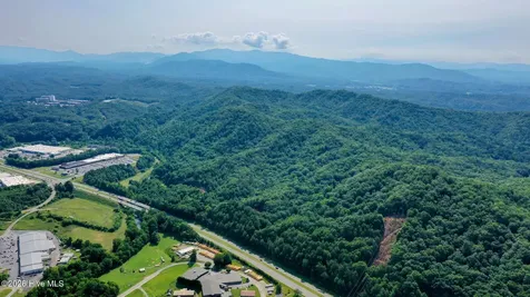 99AC Highway 74/19-129 Murphy NC 28906