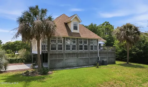 403 Emerald Landing Drive Emerald Isle NC 28594