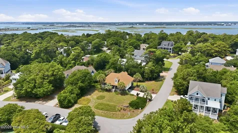 403 Emerald Landing Drive Emerald Isle NC 28594