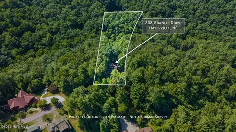 808 Granite Drive Hayesville NC 28904
