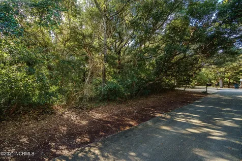 581 Forest Dunes Drive Pine Knoll Shores NC 28512