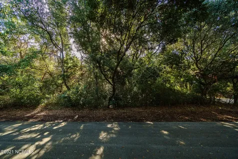 581 Forest Dunes Drive Pine Knoll Shores NC 28512