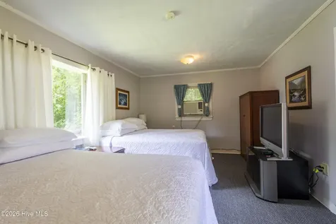 19853 W Us 64 Murphy NC 28906