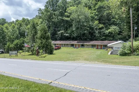 19853 W Us 64 Murphy NC 28906