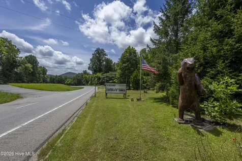 19853 W. Us 64 Murphy NC 28906