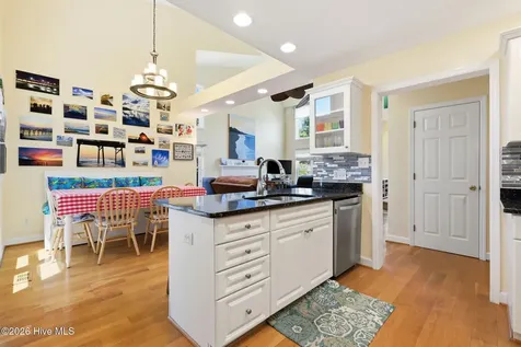 8725 Plantation Drive Emerald Isle NC 28594