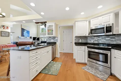 8725 Plantation Drive Emerald Isle NC 28594
