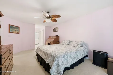 8725 Plantation Drive Emerald Isle NC 28594