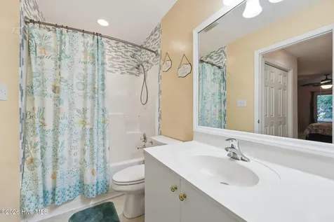 8725 Plantation Drive Emerald Isle NC 28594